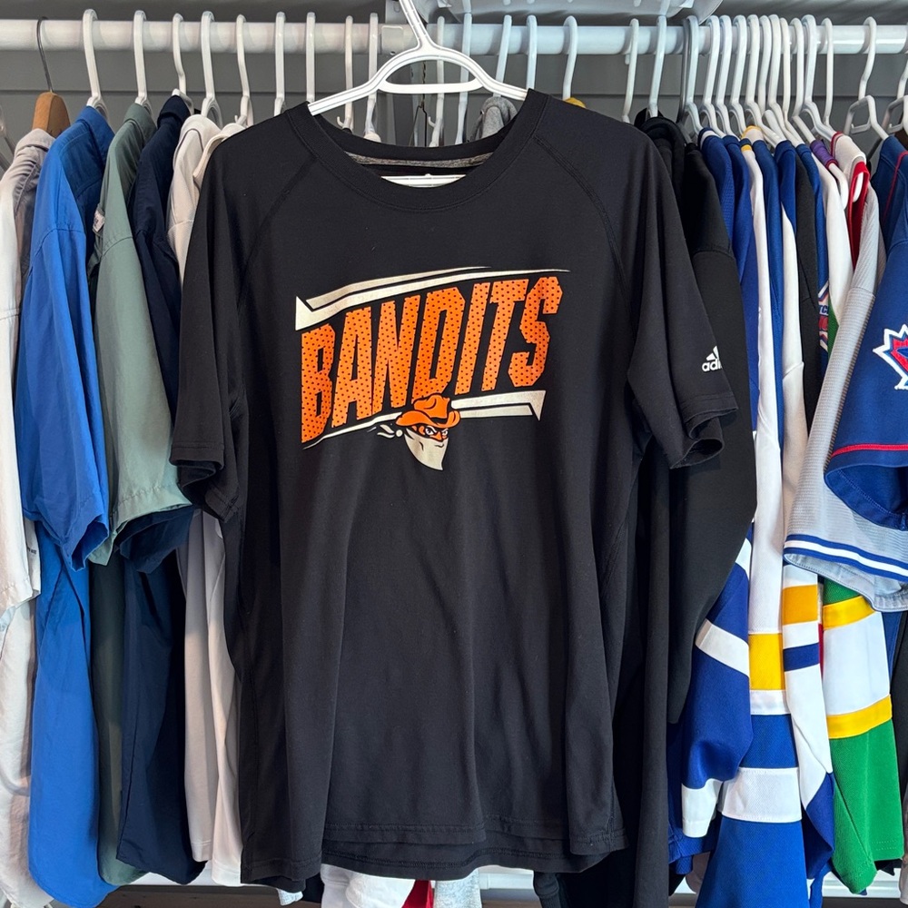 Buffalo Bandits official locker room tee